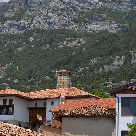 The House Of Dollma , Inside Kruja Castle Ξενοδοχείο Εξωτερικό φωτογραφία