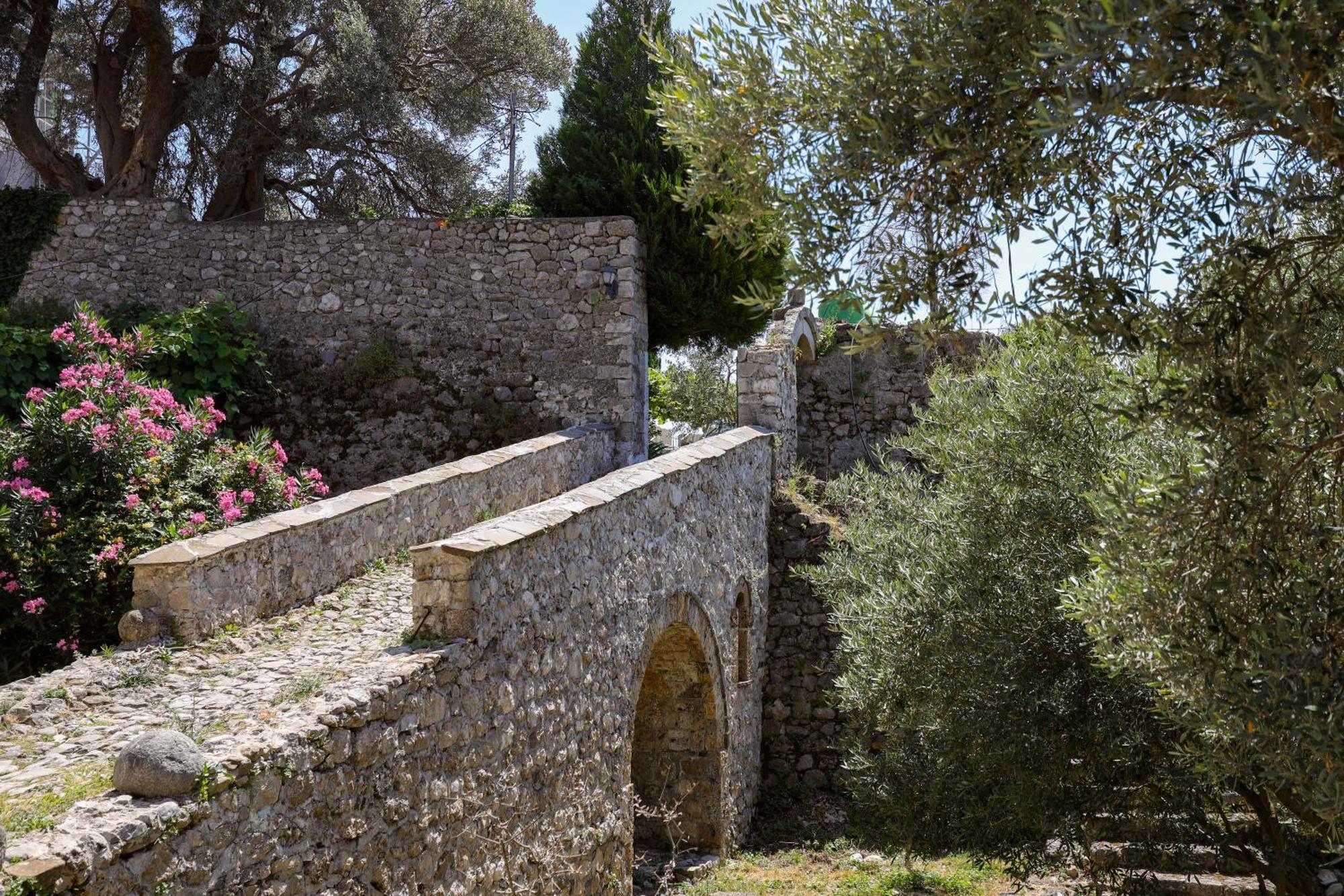 The House Of Dollma , Inside Kruja Castle Ξενοδοχείο Εξωτερικό φωτογραφία